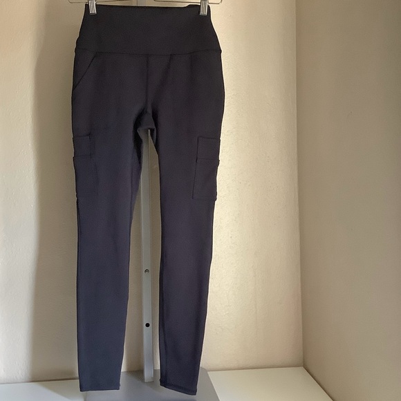 Avalanche Women’s Leggings Size Small - Picture 1 of 8